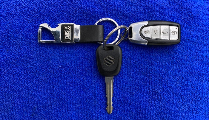 2016 Maruti Alto 800 LXI, Petrol, Manual, 37,796 km, Key Close Up