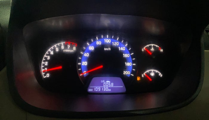 2017 Hyundai Xcent S 1.2, Petrol, Manual, 1,09,122 km, Odometer Image