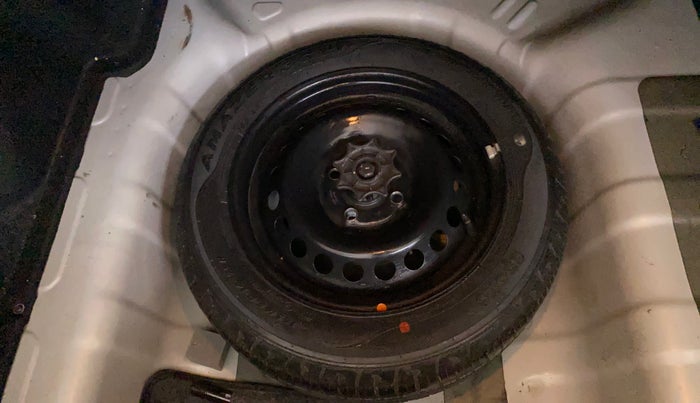 2017 Hyundai Xcent S 1.2, Petrol, Manual, 1,09,122 km, Spare Tyre