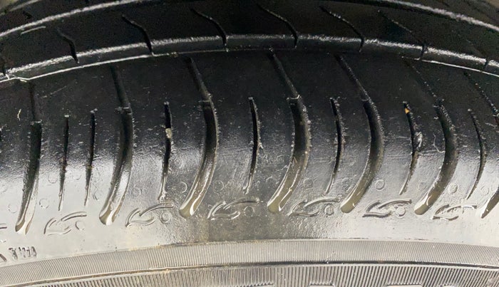 2019 Hyundai Xcent S 1.2, Petrol, Manual, 87,269 km, Left Front Tyre Tread