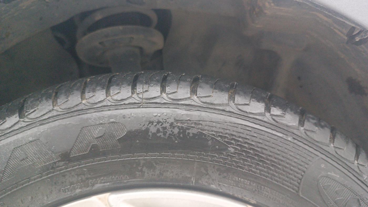 2015 Ford Ecosport TITANIUM 1.5L PETROL AT, Petrol, Automatic, 92,683 km, Right Front Tyre Tread