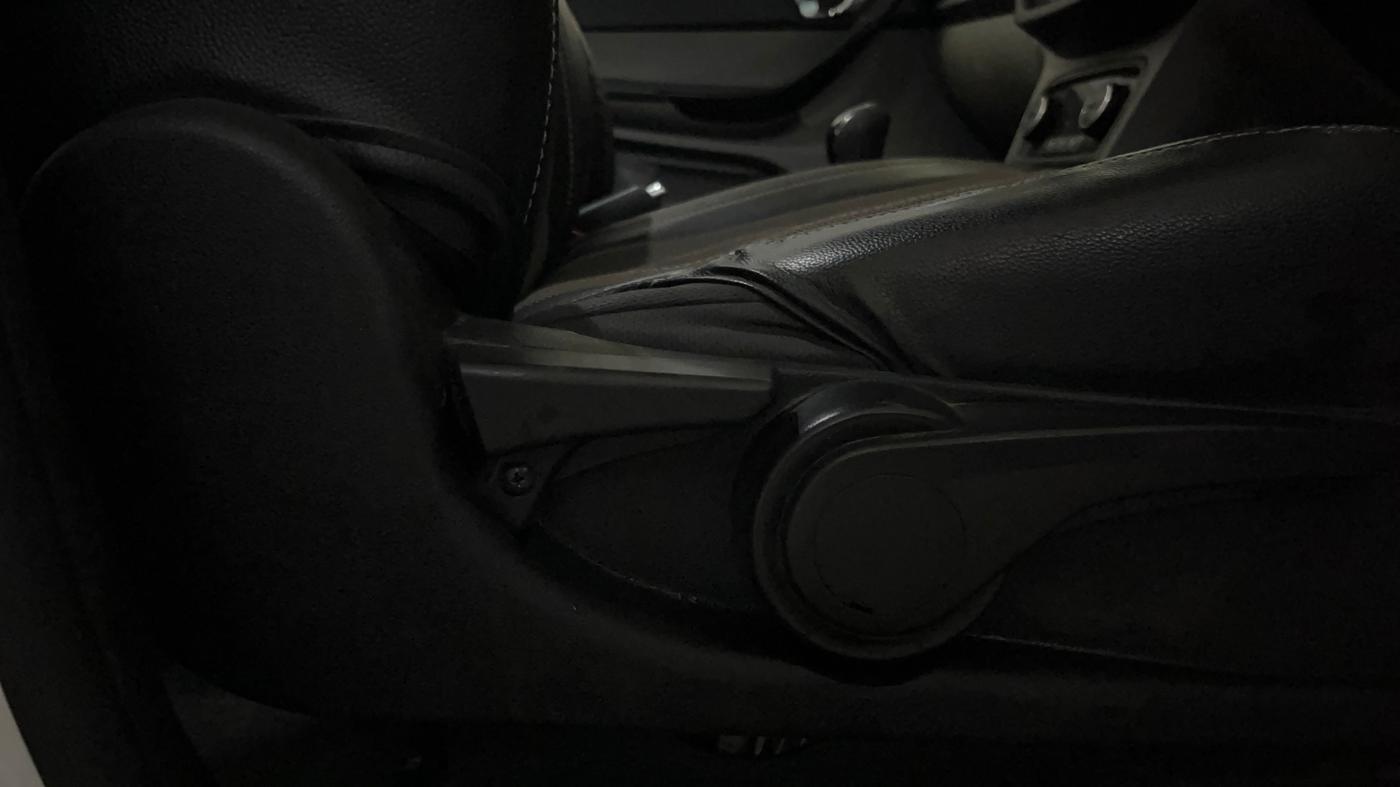 2019 Tata Tiago XZ PLUS PETROL, Petrol, Manual, 68,723 km, Driver Side Adjustment Panel