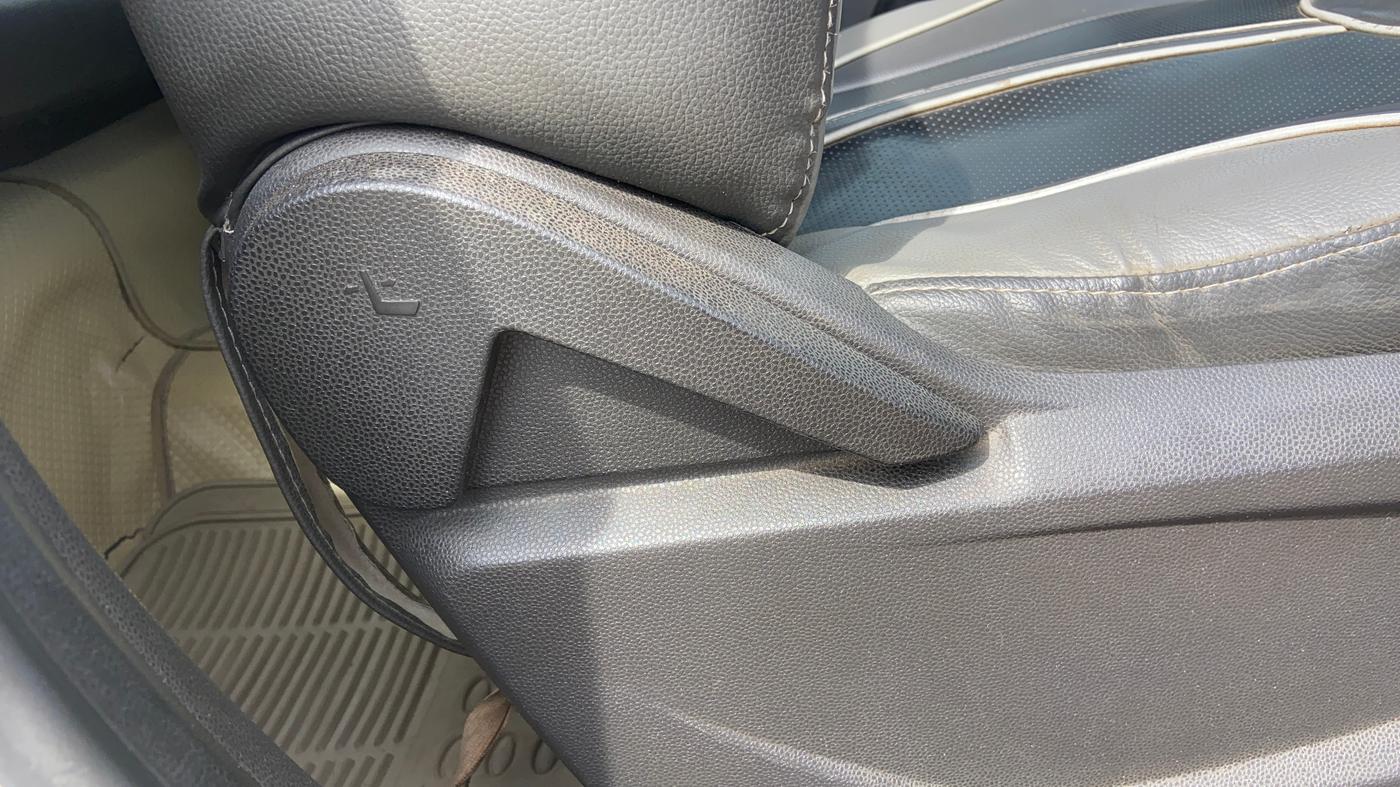 2017 Ford Ecosport AMBIENTE 1.5L PETROL, Petrol, Manual, 66,694 km, Driver Side Adjustment Panel