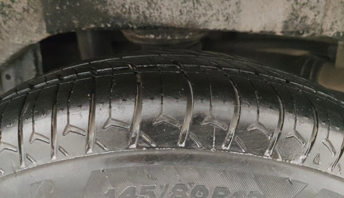 2015 Maruti Alto 800 VXI, Petrol, Manual, 57,992 km, Left Rear Tyre Tread
