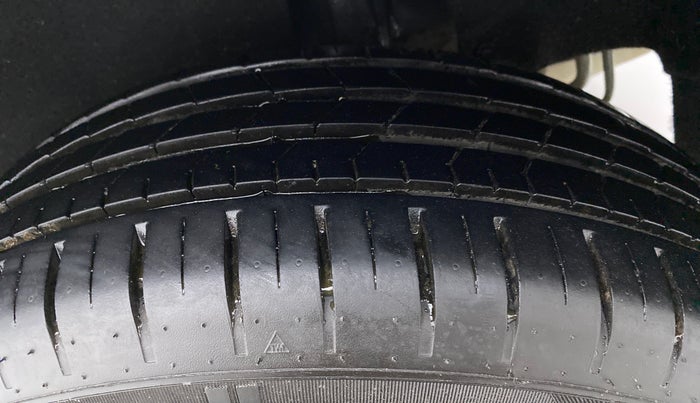 2021 Toyota Glanza G CVT, Petrol, Automatic, 9,121 km, Left Rear Tyre Tread