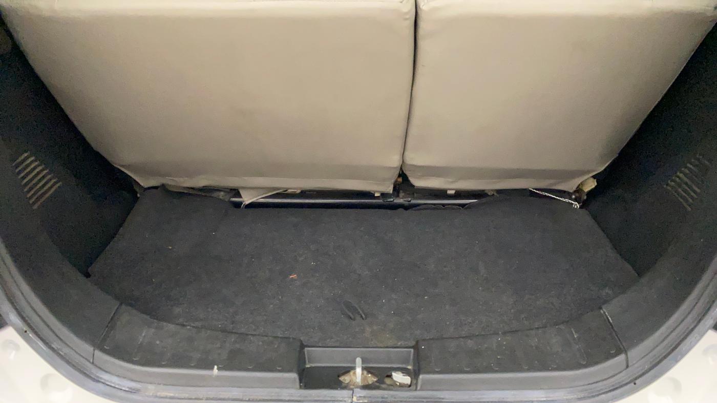 2014 Maruti Wagon R 1.0 LXI, Petrol, Manual, 31,466 km, Boot Inside