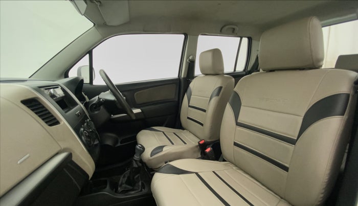 2014 Maruti Wagon R 1.0 LXI, Petrol, Manual, 31,466 km, Right Side Front Door Cabin