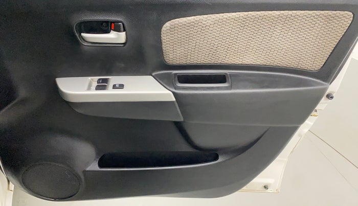 2014 Maruti Wagon R 1.0 LXI, Petrol, Manual, 31,466 km, Driver Side Door Panels Control