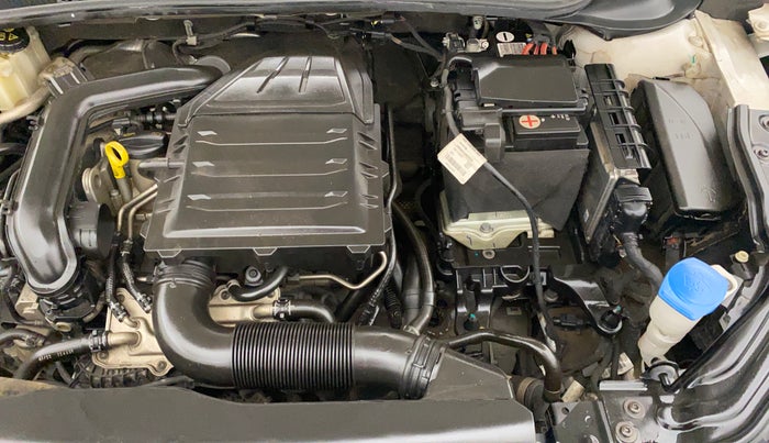 2022 Skoda SLAVIA STYLE 1.0L TSI MT, Petrol, Manual, 27,130 km, Engine View - Left