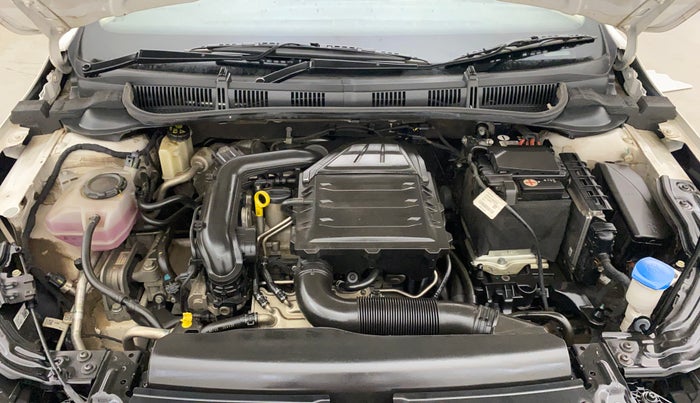 2022 Skoda SLAVIA STYLE 1.0L TSI MT, Petrol, Manual, 27,130 km, Engine View