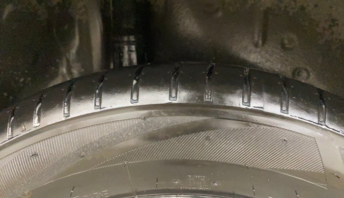 2018 Honda City 1.5L I-VTEC S MT, Petrol, Manual, 1,13,187 km, Right Rear Tyre Tread