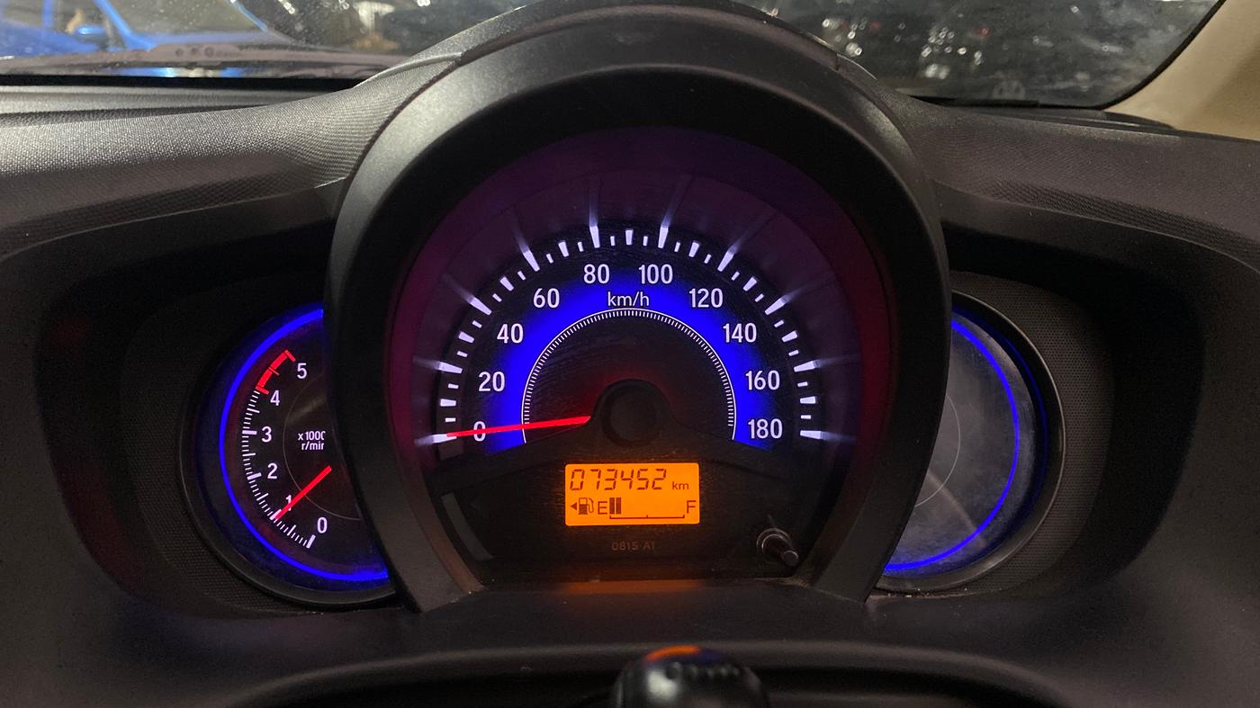 2015 Honda Mobilio 1.5L I-DTEC V, Diesel, Manual, 73,315 km, Odometer Image