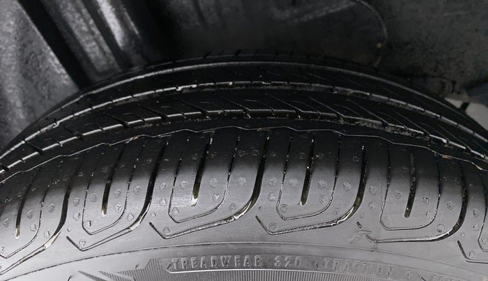2022 Tata ALTROZ XZA PLUS DARK EDTION, Petrol, Automatic, 5,809 km, Right Rear Tyre Tread