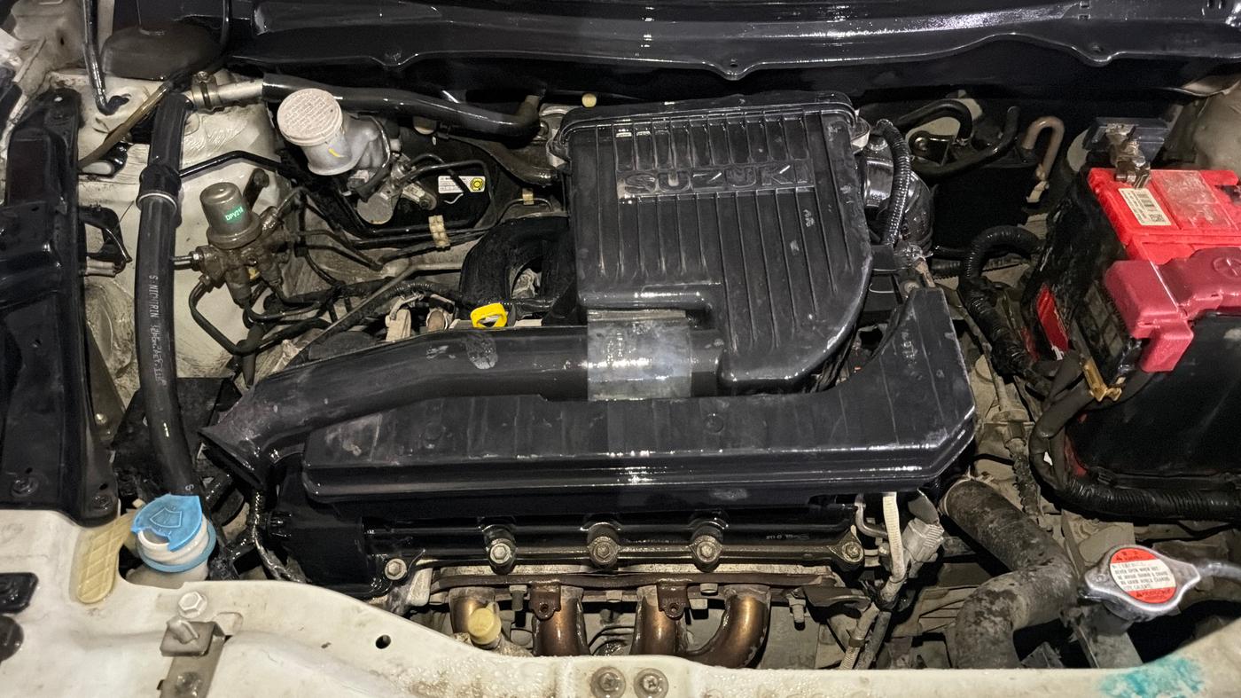 2015 Maruti Swift LXI (O), Petrol, Manual, 67,371 km, Engine View - Right