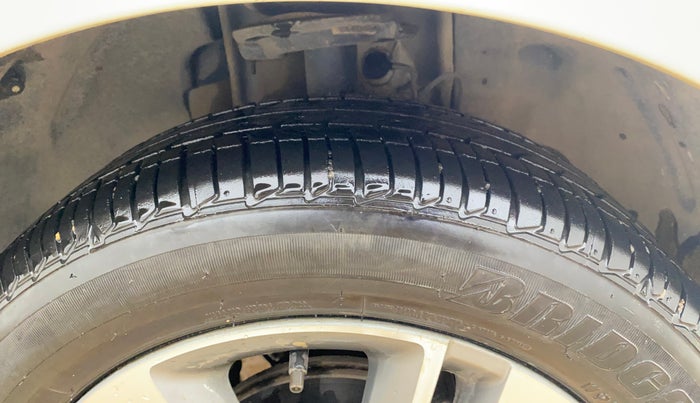 2022 Tata TIGOR XZA PLUS PETROL, Petrol, Automatic, 18,079 km, Right Front Tyre Tread
