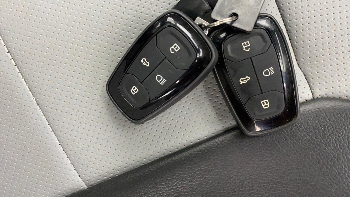 2022 Tata TIGOR XZA PLUS PETROL, Petrol, Automatic, 18,079 km, Key Close Up