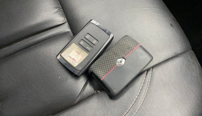 2020 Renault TRIBER RXZ, Petrol, Manual, 71,941 km, Key Close Up