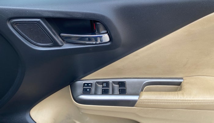 2015 Honda City 1.5L I-DTEC VX, Diesel, Manual, 65,236 km, Driver Side Door Panels Control