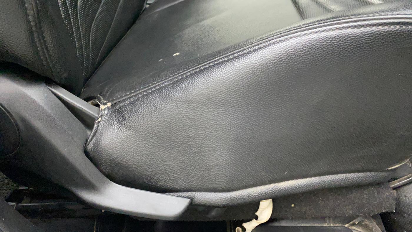 2019 Maruti Swift LXI, Petrol, Manual, 74,150 km, Driver Side Adjustment Panel