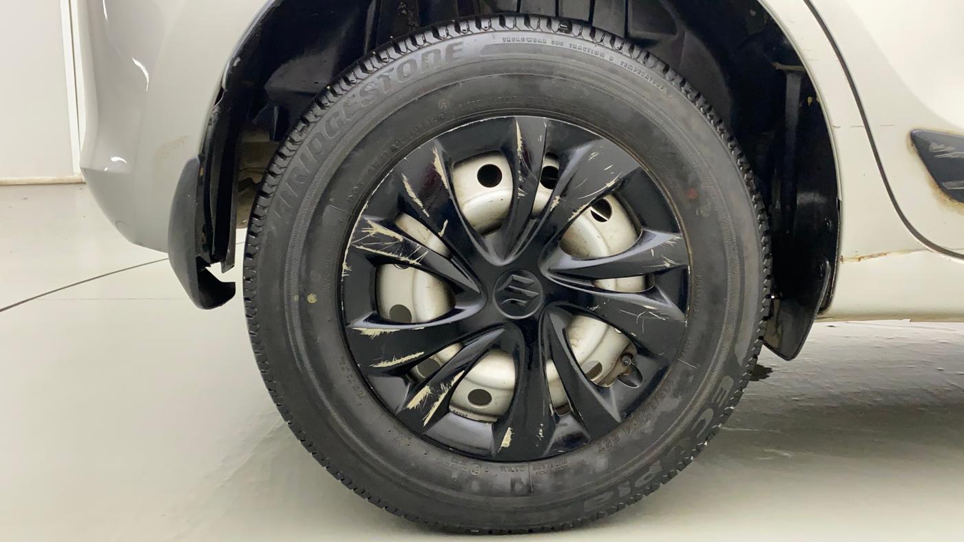 2019 Maruti Swift LXI, Petrol, Manual, 74,150 km, Right Rear Wheel