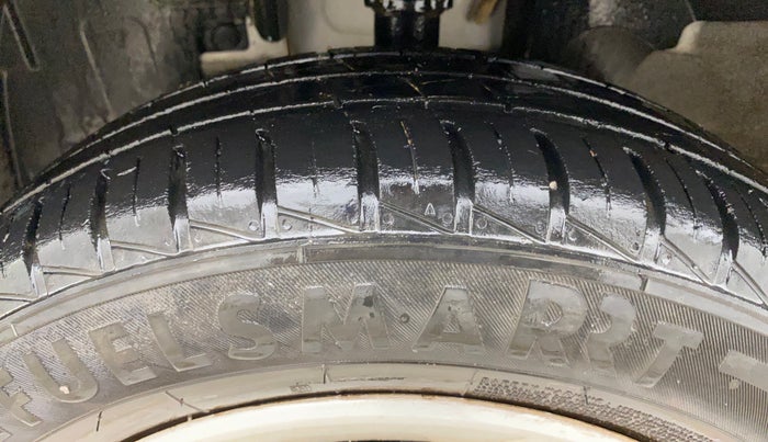 2019 Renault Kwid RXL, Petrol, Manual, 36,282 km, Left Front Tyre Tread