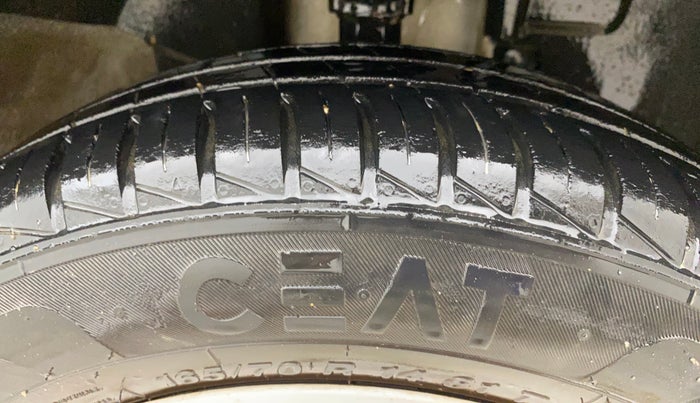 2019 Renault Kwid RXL, Petrol, Manual, 36,282 km, Right Front Tyre Tread