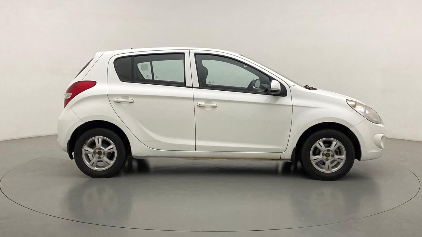 2011 Hyundai i20 SPORTZ 1.2 O, Petrol, Manual, 58,669 km, Right Side View