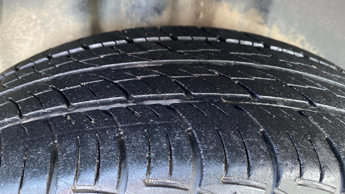 2021 Volkswagen Polo COMFORTLINE 1.0L TSI AT, Petrol, Automatic, 60,826 km, Right Rear Tyre Tread