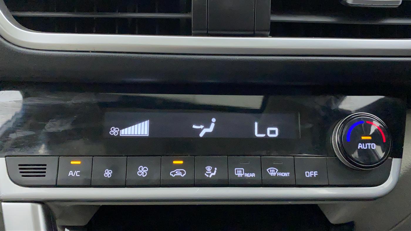2021 KIA SELTOS HTX 1.5 DIESEL, Diesel, Manual, 60,147 km, Automatic Climate Control