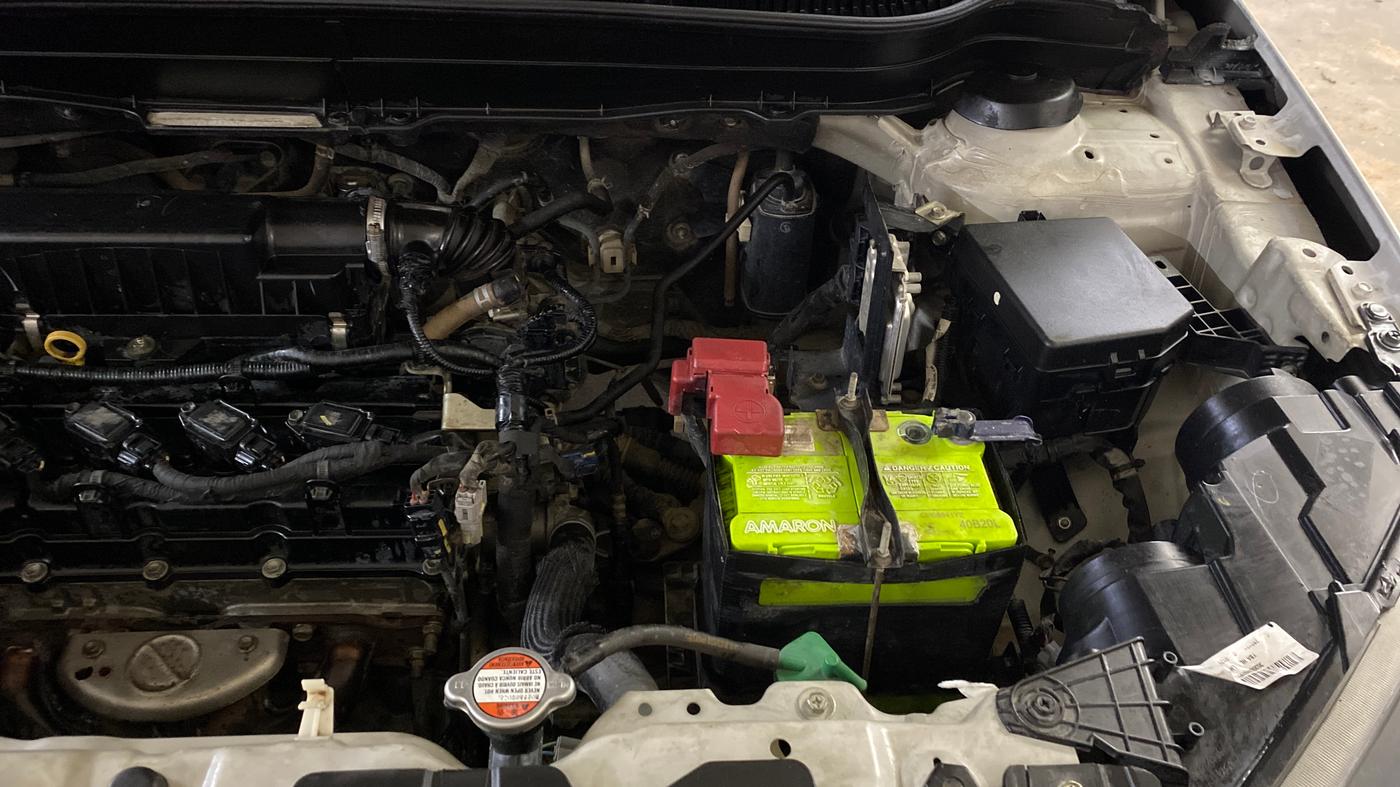 2021 Maruti Vitara Brezza LXI, Petrol, Manual, 1,03,596 km, Engine View - Left
