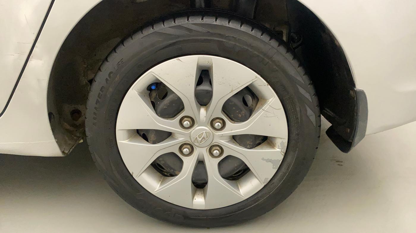 2015 Hyundai Xcent S 1.2, Petrol, Manual, 65,269 km, Left Rear Wheel