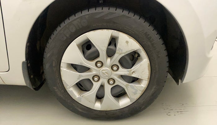 2015 Hyundai Xcent S 1.2, Petrol, Manual, 65,269 km, Right Front Wheel