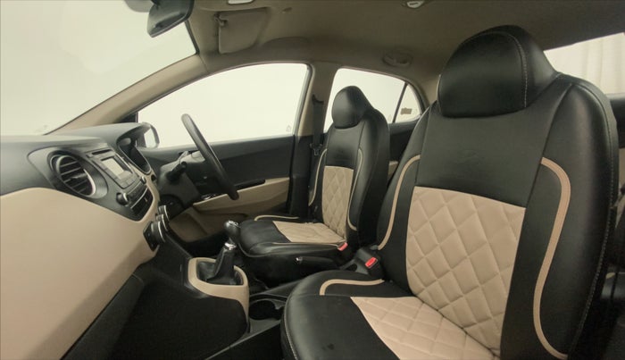 2015 Hyundai Xcent S 1.2, Petrol, Manual, 65,269 km, Right Side Front Door Cabin