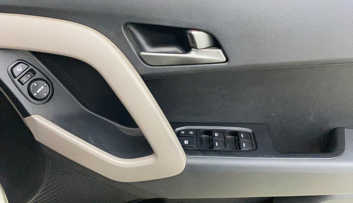 2017 Hyundai Creta SX PLUS AT 1.6 PETROL, Petrol, Automatic, 98,152 km, Driver Side Door Panels Control