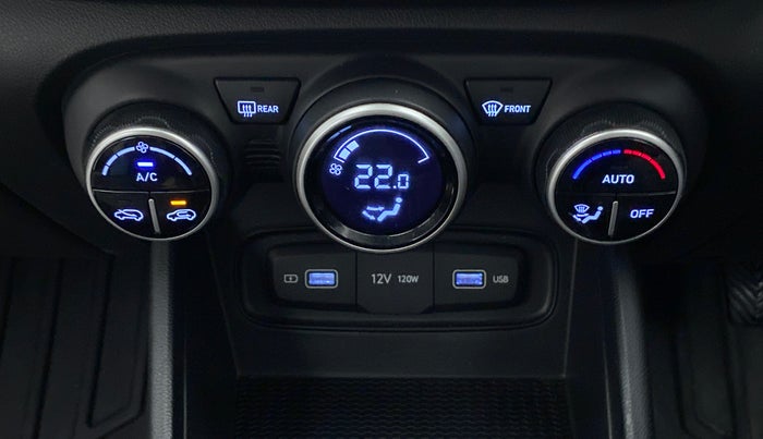 2022 Hyundai VENUE S+ 1.2, Petrol, Manual, 20,228 km, Automatic Climate Control