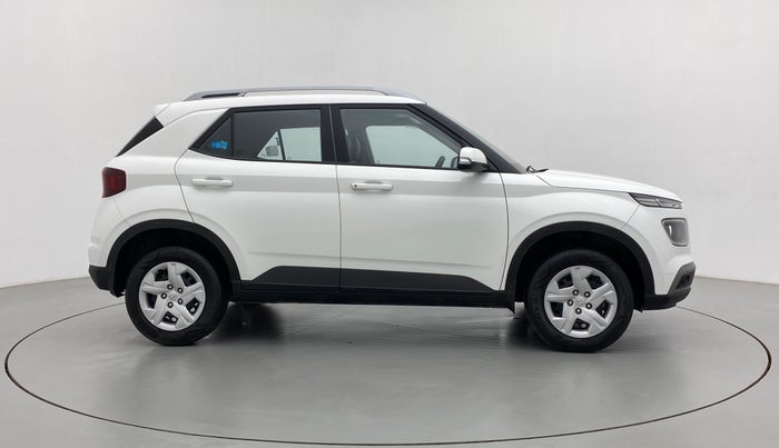 2022 Hyundai VENUE S+ 1.2, Petrol, Manual, 20,228 km, Right Side View