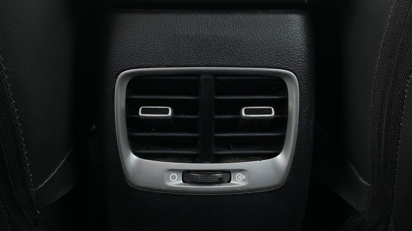 2022 Hyundai VENUE S+ 1.2, Petrol, Manual, 20,228 km, Rear AC Vents