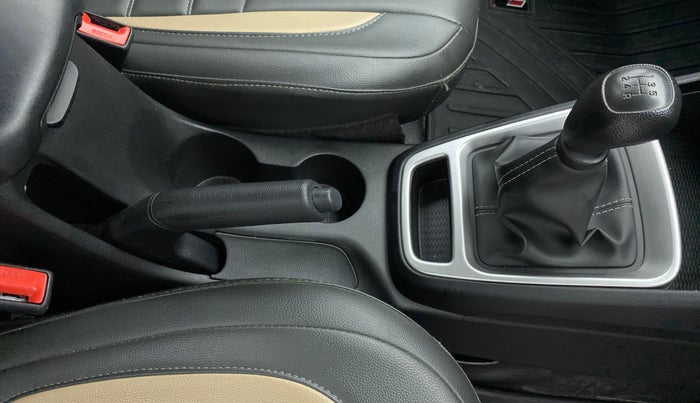 2022 Hyundai VENUE S+ 1.2, Petrol, Manual, 20,228 km, Gear Lever