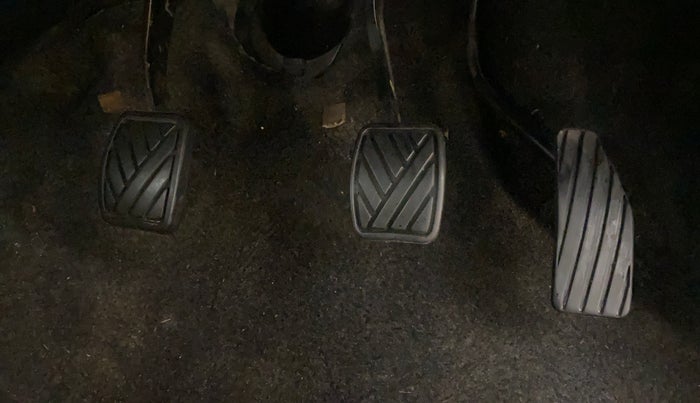 2015 Maruti Wagon R 1.0 LXI, Petrol, Manual, 78,805 km, Pedals