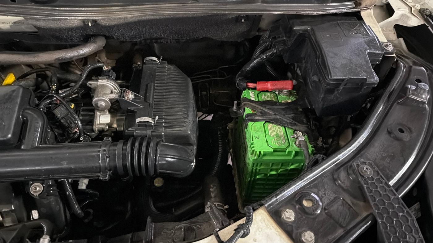 2022 Nissan MAGNITE XV MT, Petrol, Manual, 93,119 km, Engine View - Left
