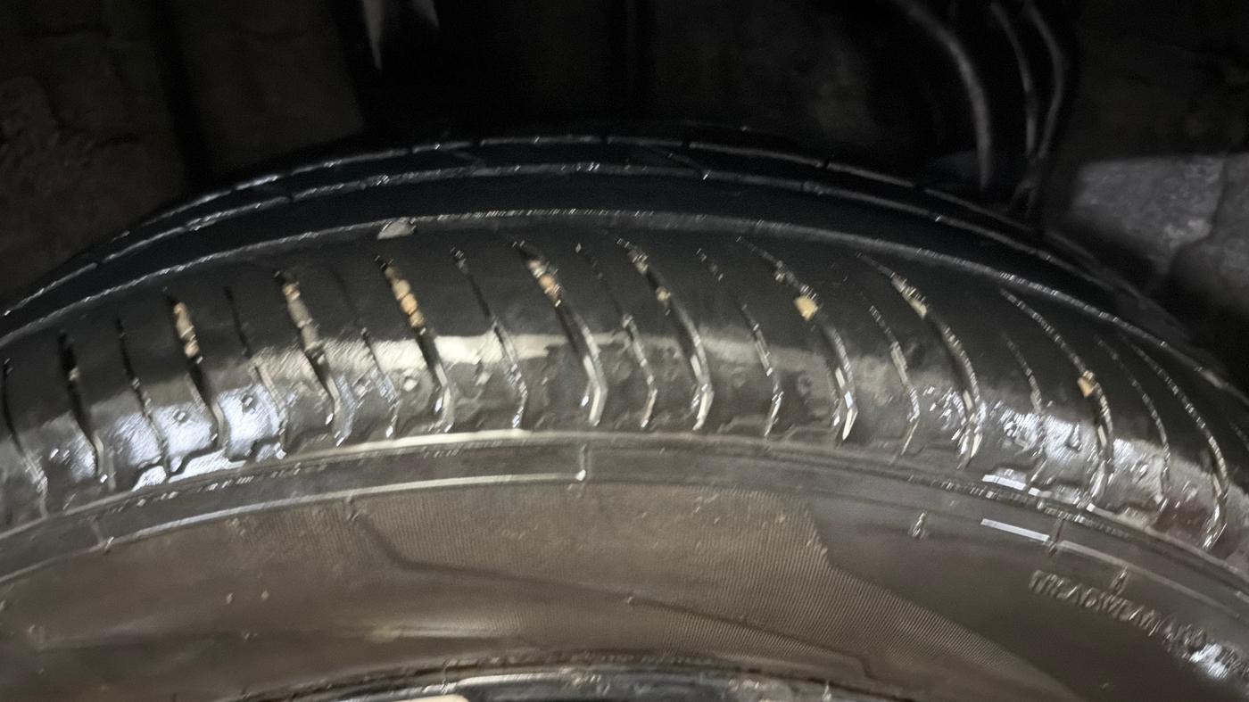 2022 Nissan MAGNITE XV MT, Petrol, Manual, 93,119 km, Right Rear Tyre Tread