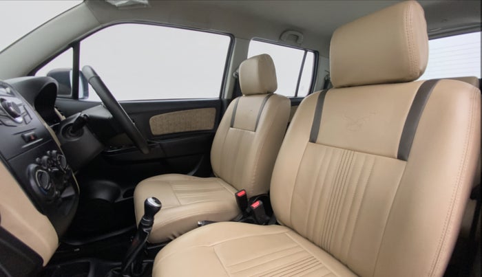 2017 Maruti Wagon R 1.0 VXI, Petrol, Manual, 13,642 km, Right Side Front Door Cabin