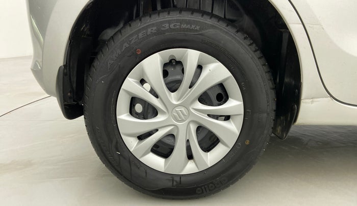 2021 Maruti Swift VXI D, Petrol, Manual, 8,078 km, Right Rear Wheel
