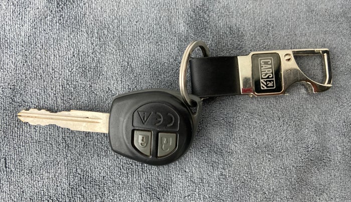 2021 Maruti Swift VXI D, Petrol, Manual, 8,078 km, Key Close Up
