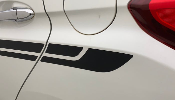 2019 Honda Jazz 1.2L I-VTEC VX EXCLUSIVE EDITION CVT, Petrol, Automatic, 81,105 km, Left quarter panel - Graphic sticker