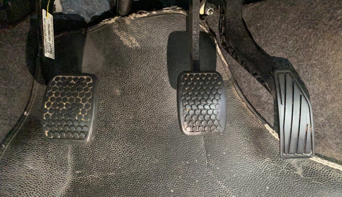 2022 Maruti Alto LXI OPT CNG, CNG, Manual, 30,517 km, Pedals