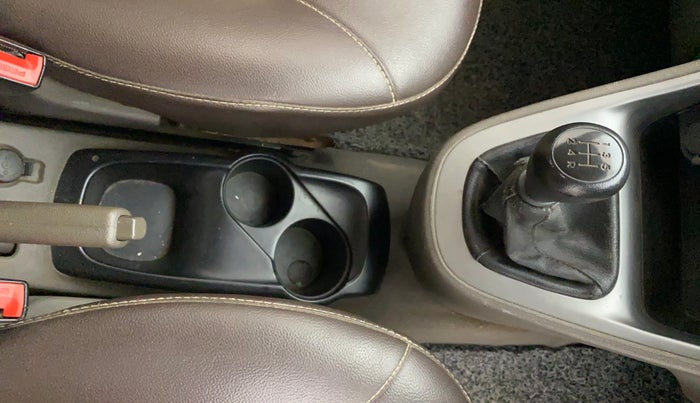 2013 Hyundai i10 MAGNA 1.1, Petrol, Manual, 66,729 km, Gear Lever