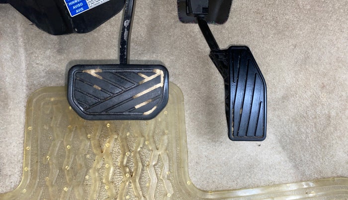 2018 Maruti Dzire ZDI AMT, Diesel, Automatic, 22,504 km, Pedals