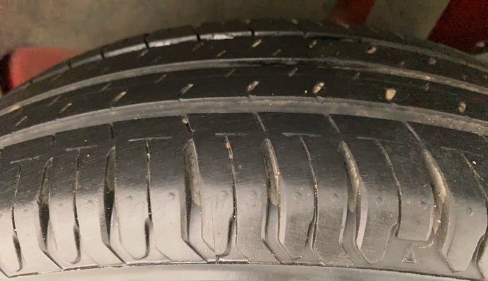 2021 Maruti Swift VXI, Petrol, Manual, 13,536 km, Left Rear Tyre Tread