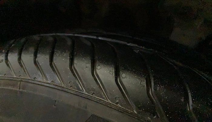 2019 Hyundai Creta SX 1.6 PETROL, Petrol, Manual, 38,481 km, Left Front Tyre Tread